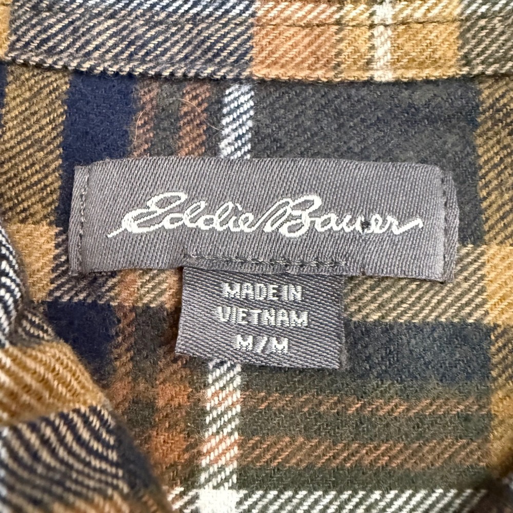 Eddie Bauer Mens Plaid Flannel Long Sleeve Button Down Shirt Green Brown M - Picture 8 of 12
